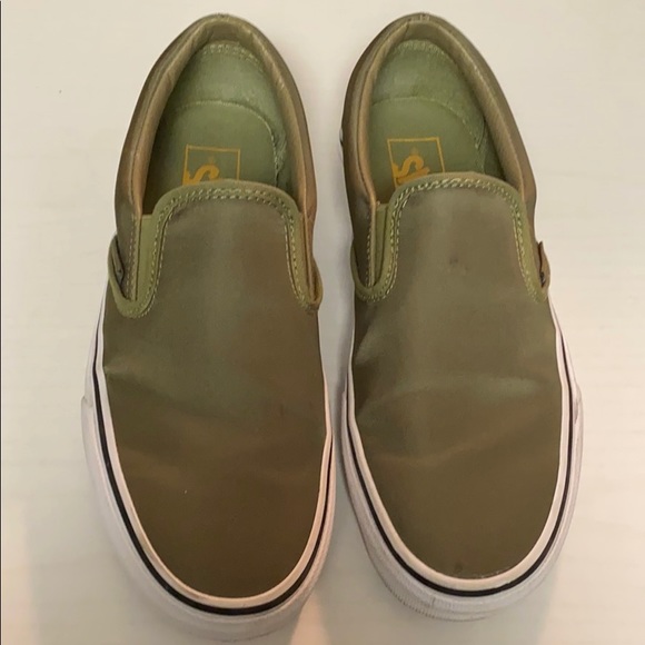 Vans - Picture 3 of 3